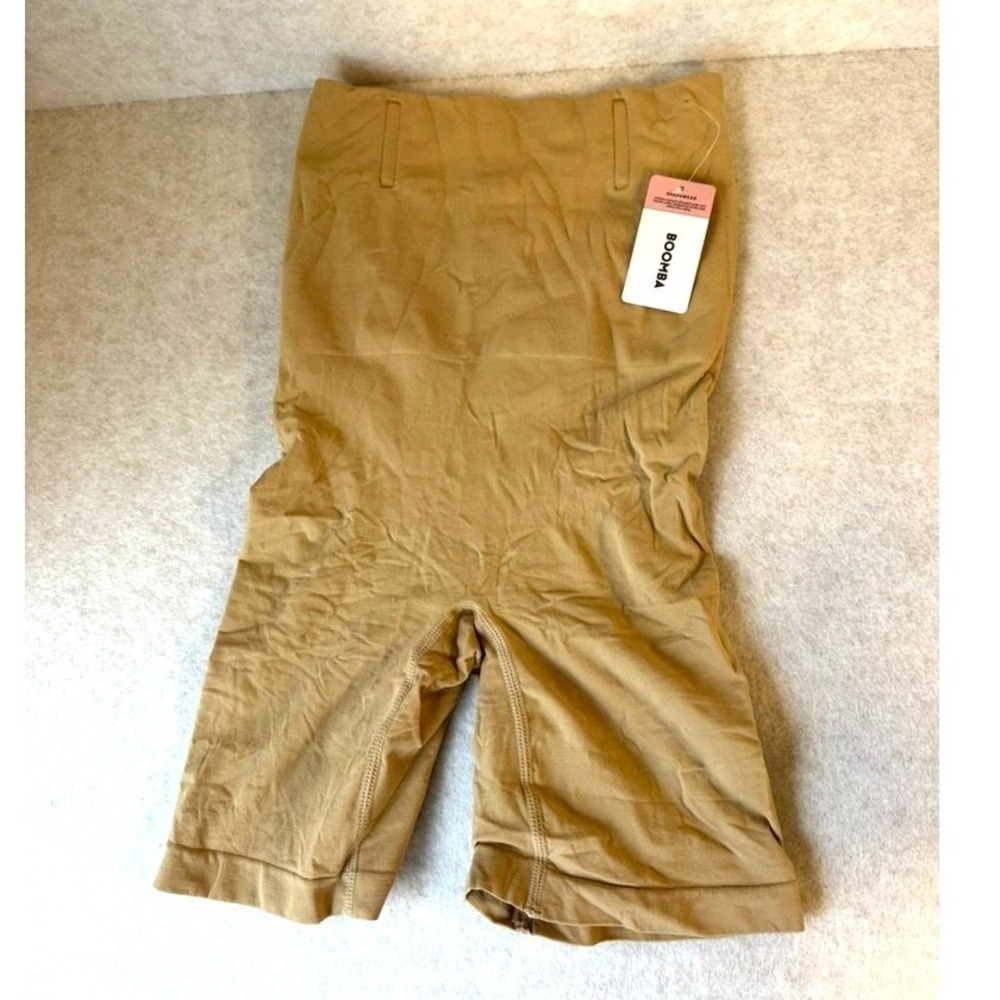 BOOMBA Shapers High Waisted Shapewear Shorts‎ Beige Size Large New